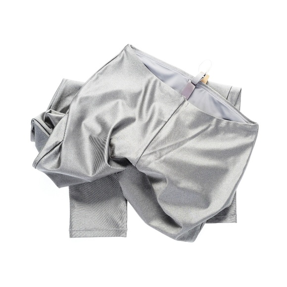 SKIMS Shine Jersey Legging - Grey Chalk - Size M - NWT - Picture 2 of 4